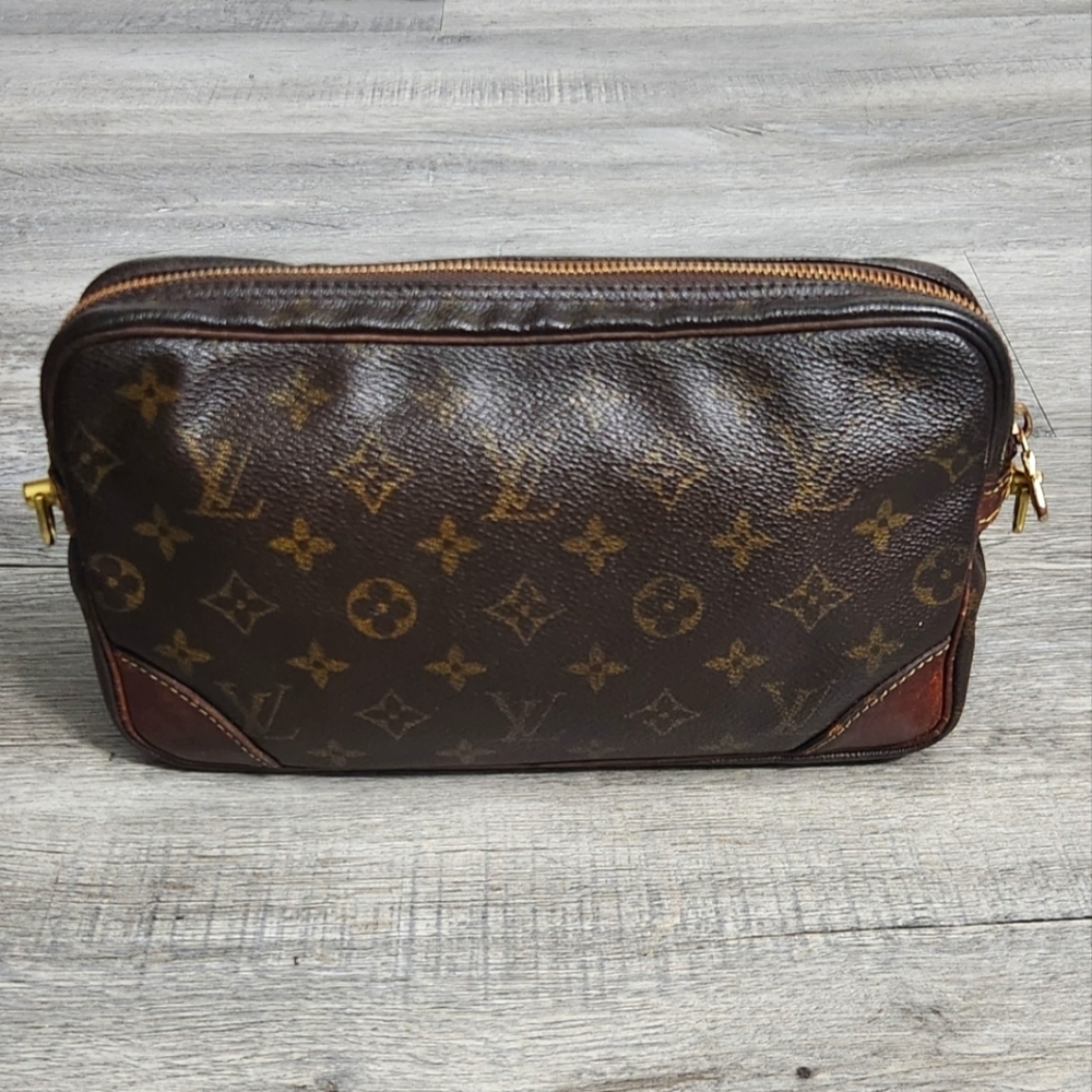 Louis Vuitton Monogram Pochette Bag - Picture 1 of 14